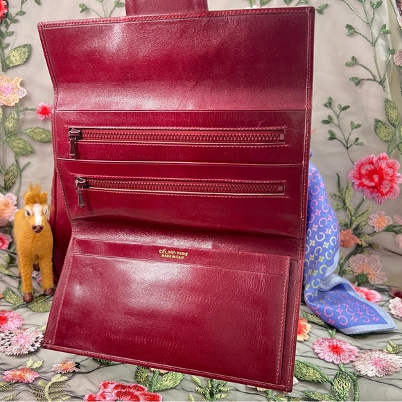 Auth CELINE Wallet • Authentic Triomphe Horse Carriage Monogram in Suede Maroon - Picture 5 of 8